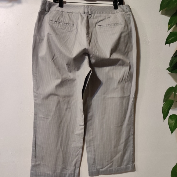 Dockers Capri Dress Blue Pant Women's 16 - Picture 3 of 11